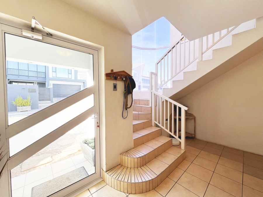 4 Bedroom Property for Sale in Calypso Beach Western Cape